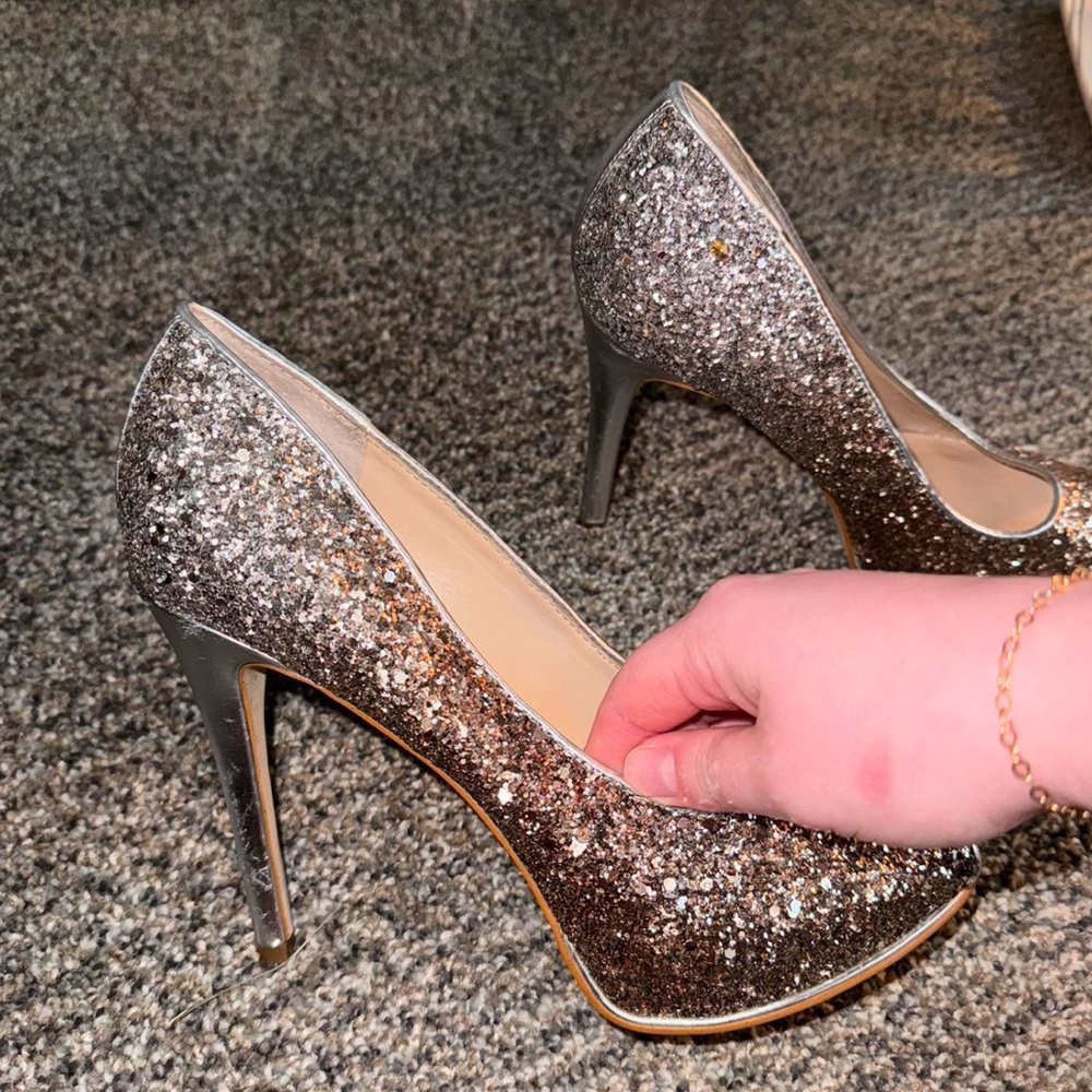 Guess heels